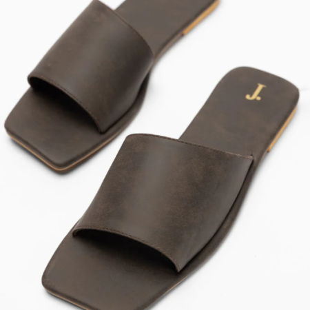 J. brown chappal