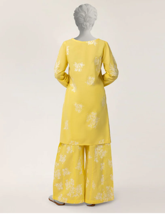 J. yellow lawn paste printed 2pc stitched